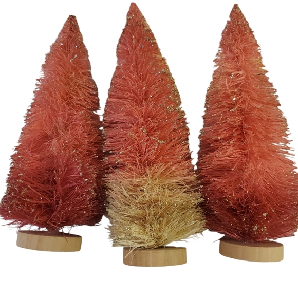Vintage pink ombre bottle brush trees - Picture 8 of 11